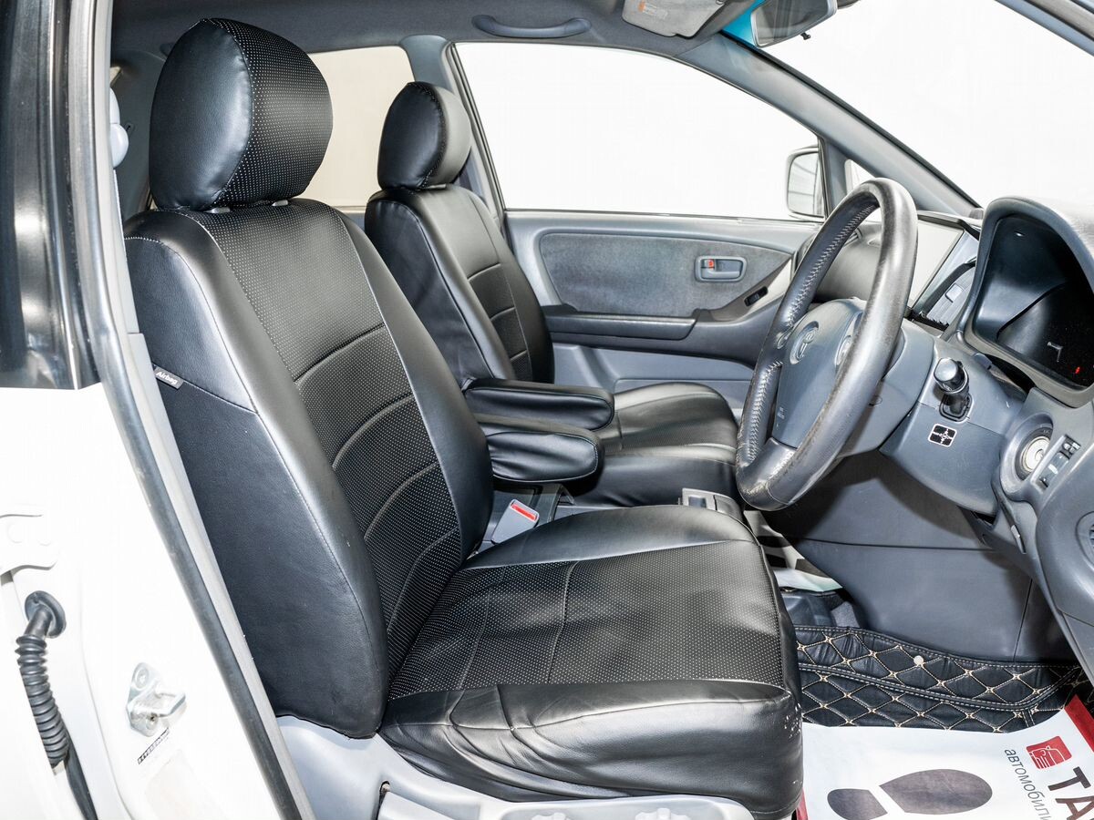 Toyota Harrier 2000 - фото автомобиля