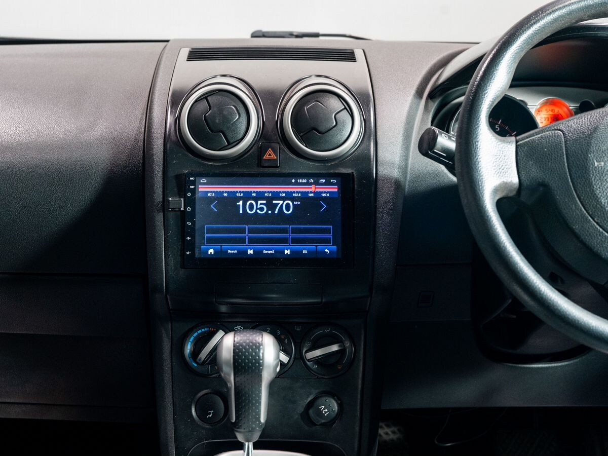 Nissan Dualis 2008 - фото автомобиля
