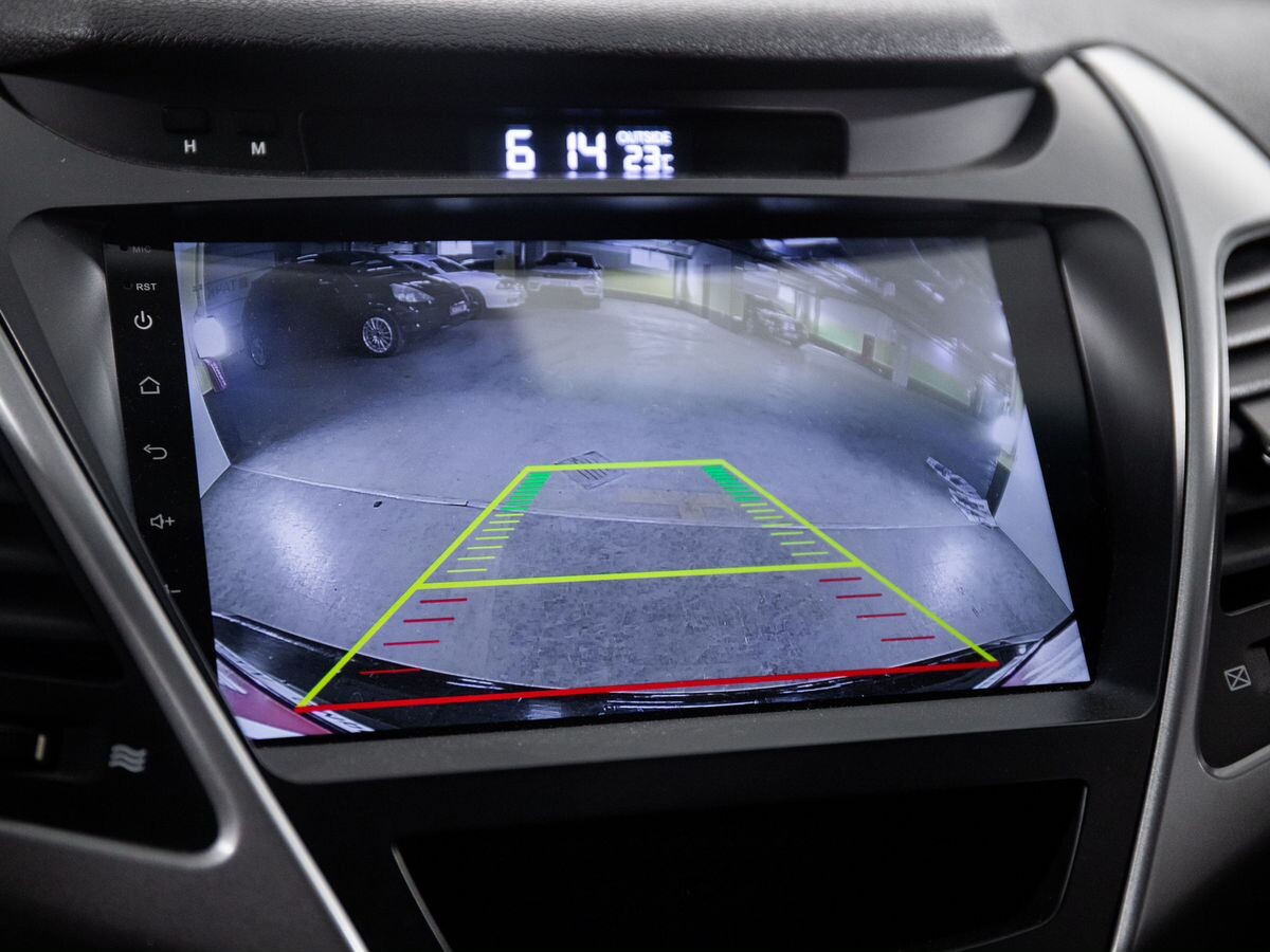 Hyundai Elantra 2015 - фото автомобиля