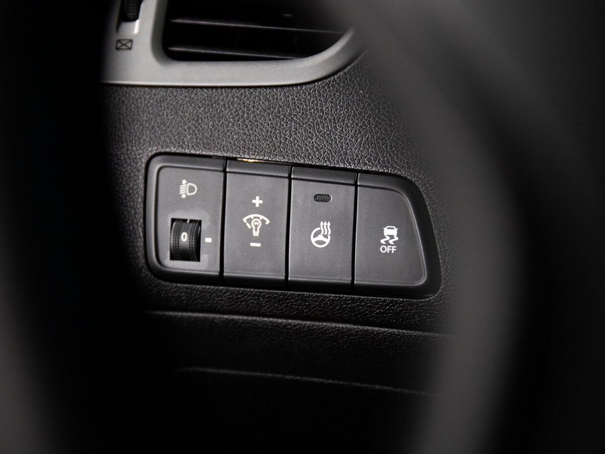 Hyundai Elantra 2015 - фото автомобиля