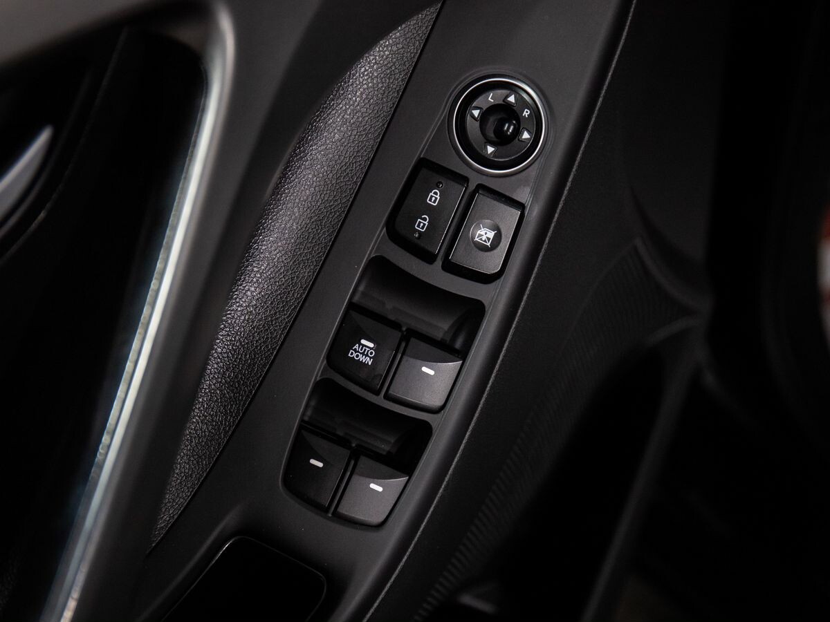 Hyundai Elantra 2015 - фото автомобиля