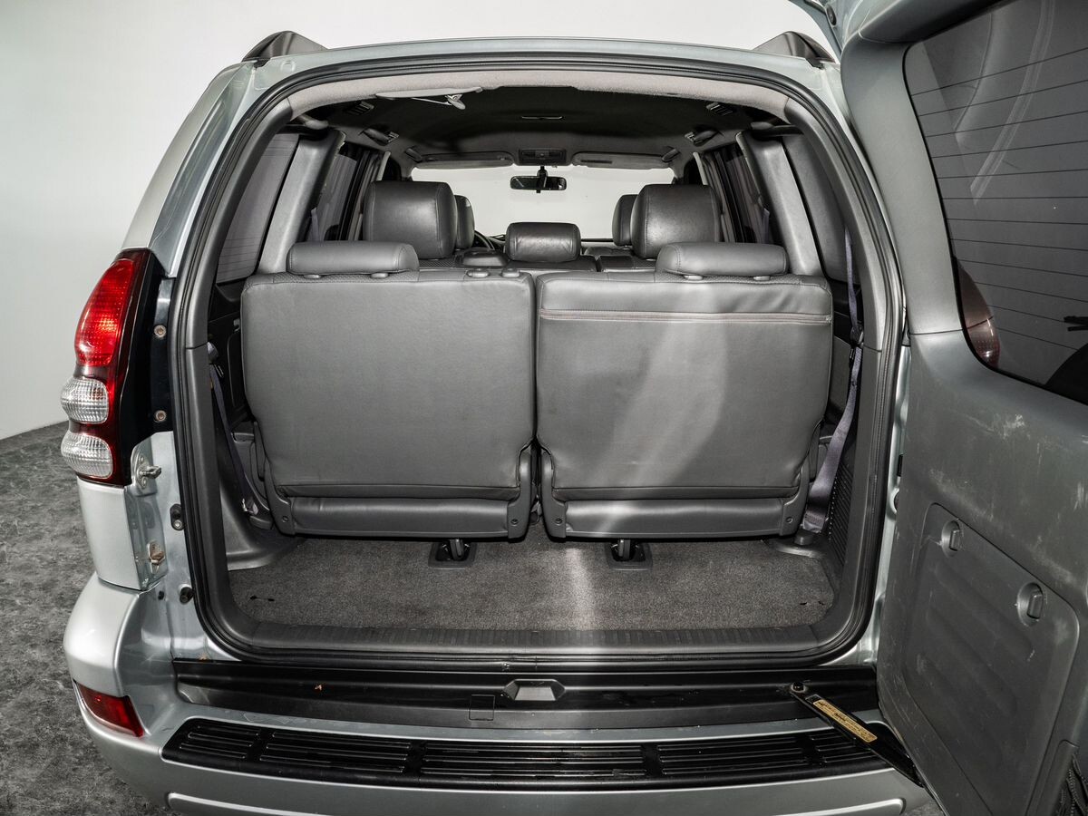 Toyota Land Cruiser Prado 2004 - фото автомобиля