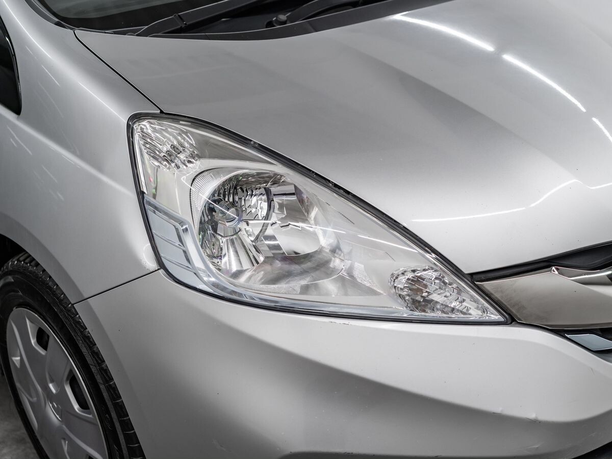Honda Fit Shuttle 2013 - фото автомобиля