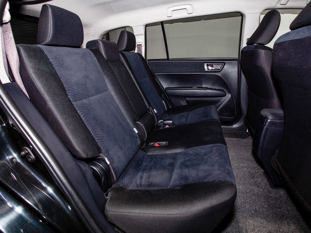 Toyota Corolla Fielder 2014 - фото автомобиля