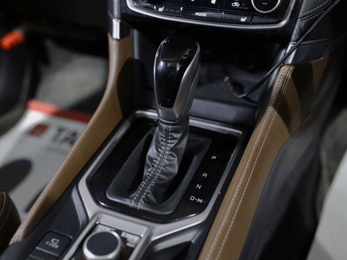 Subaru Forester 2019 - фото автомобиля