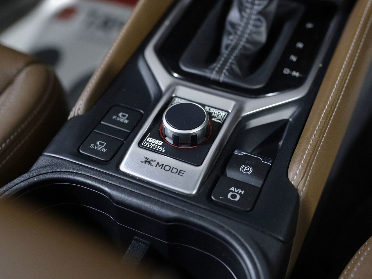 Subaru Forester 2019 - фото автомобиля