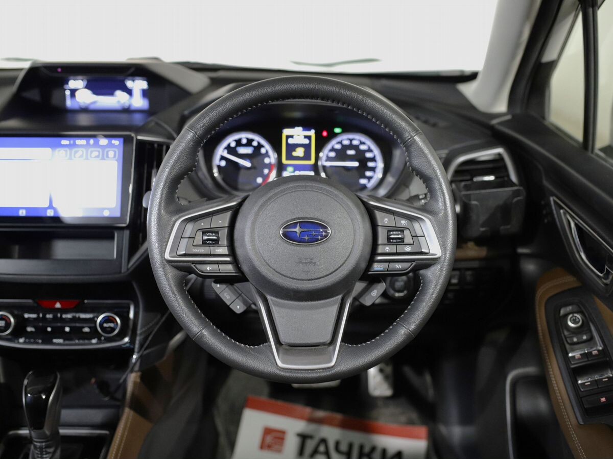 Subaru Forester 2019 - фото автомобиля
