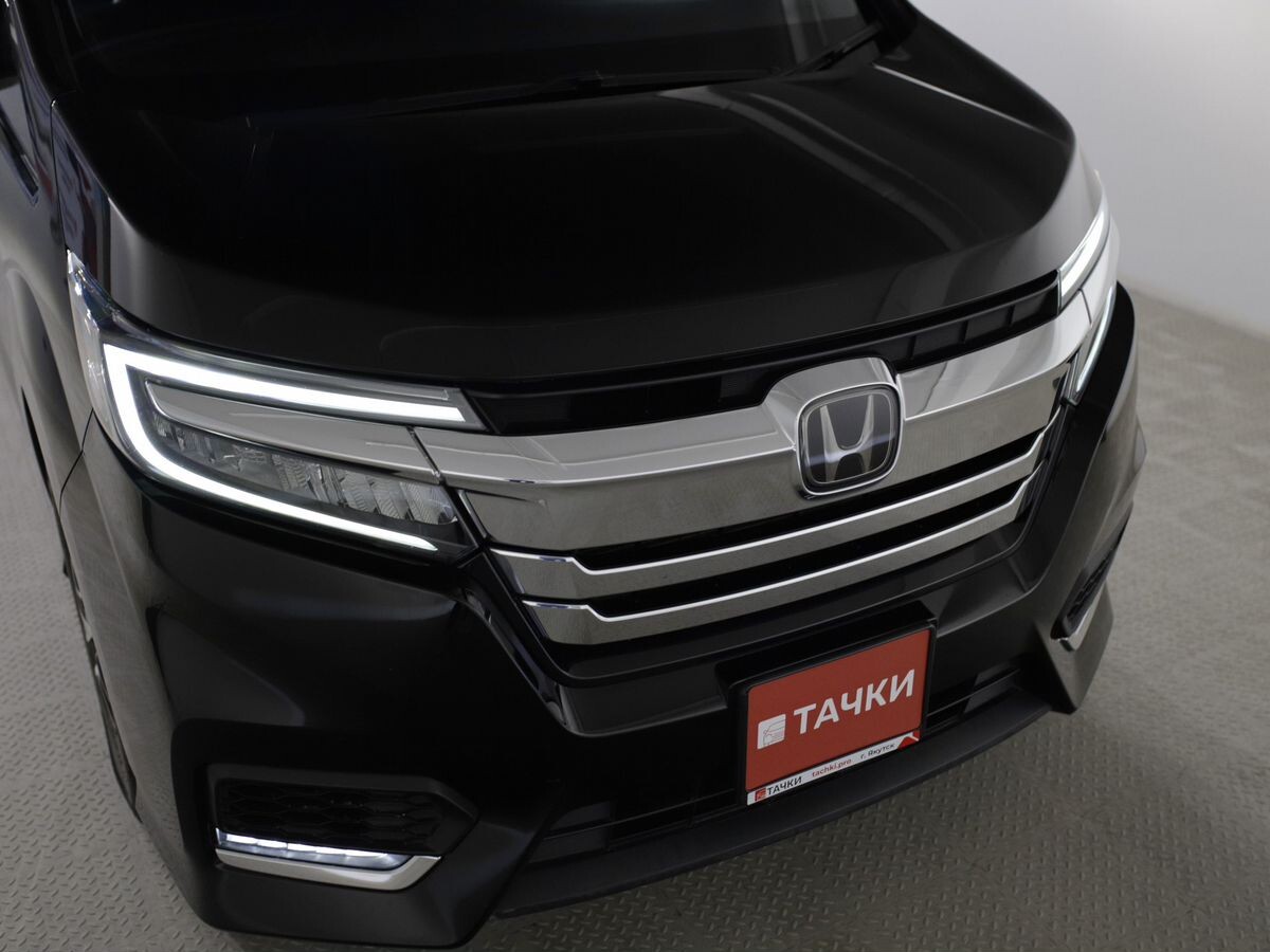 Honda Stepwgn 2021 - фото автомобиля