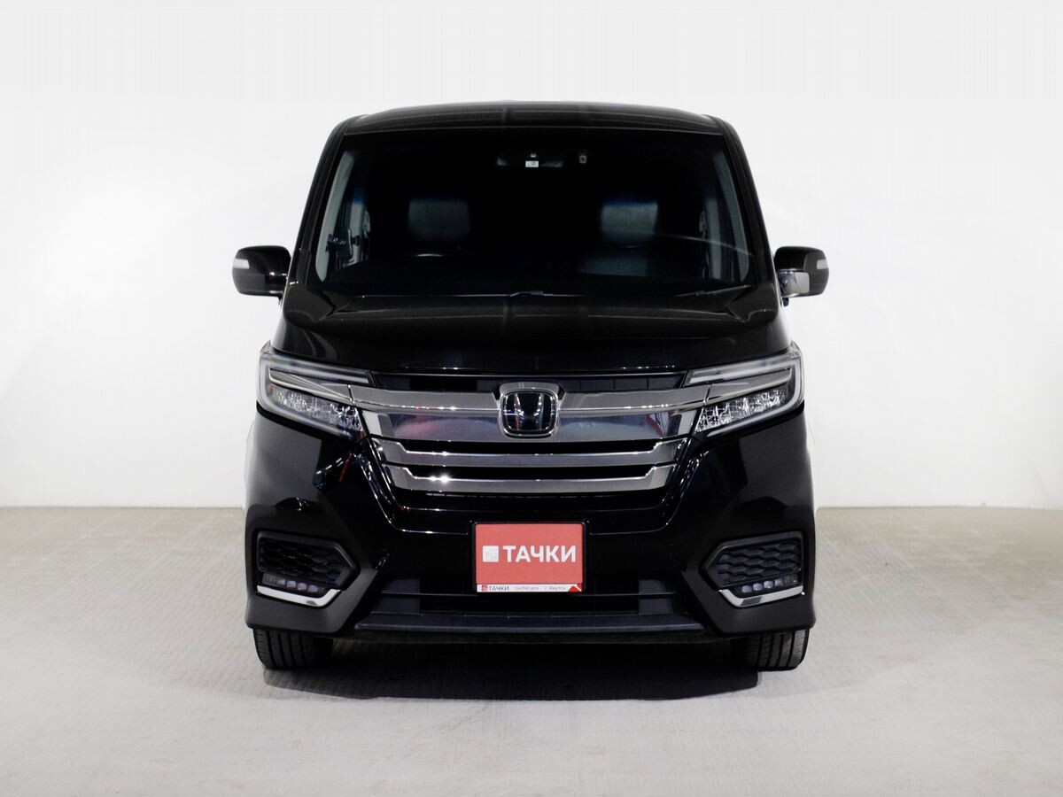 Honda Stepwgn 2021 - фото автомобиля