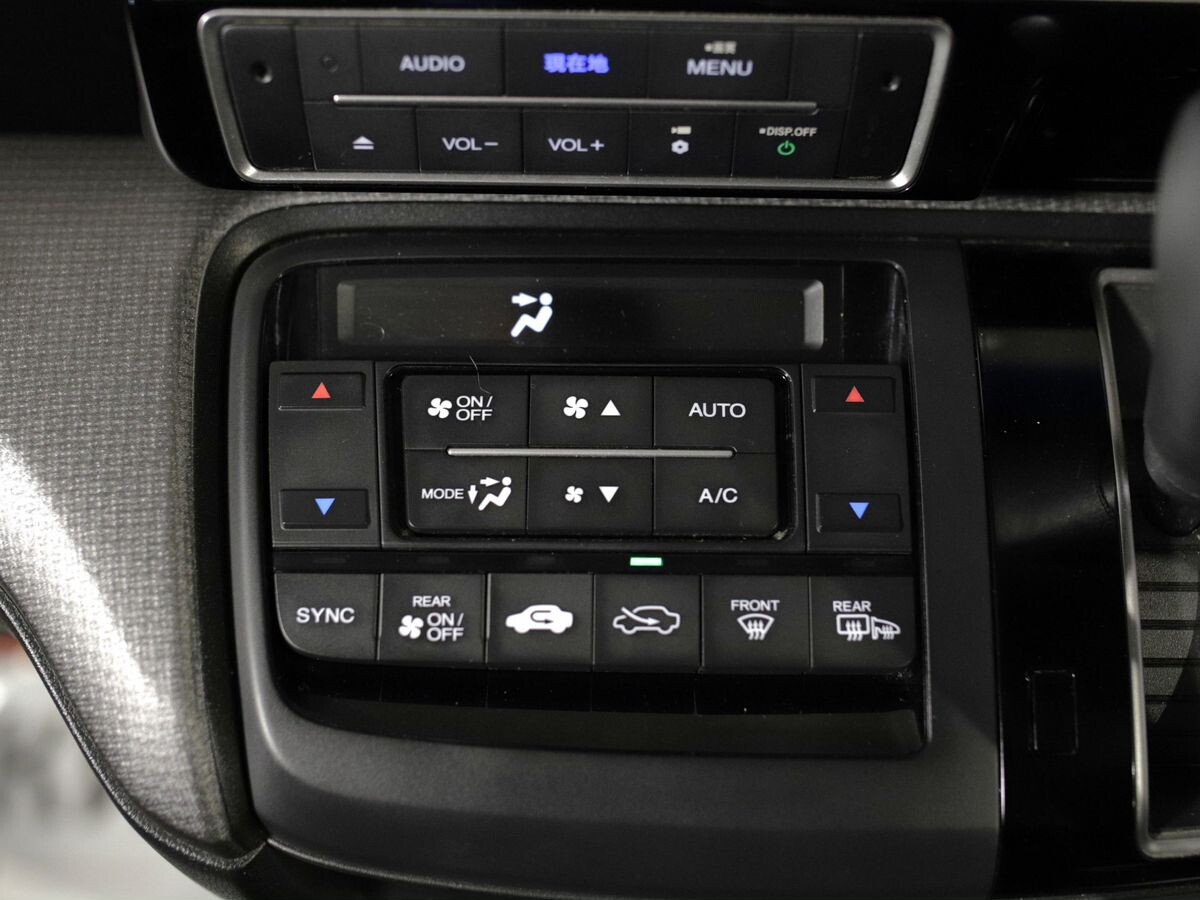 Honda Stepwgn 2021 - фото автомобиля