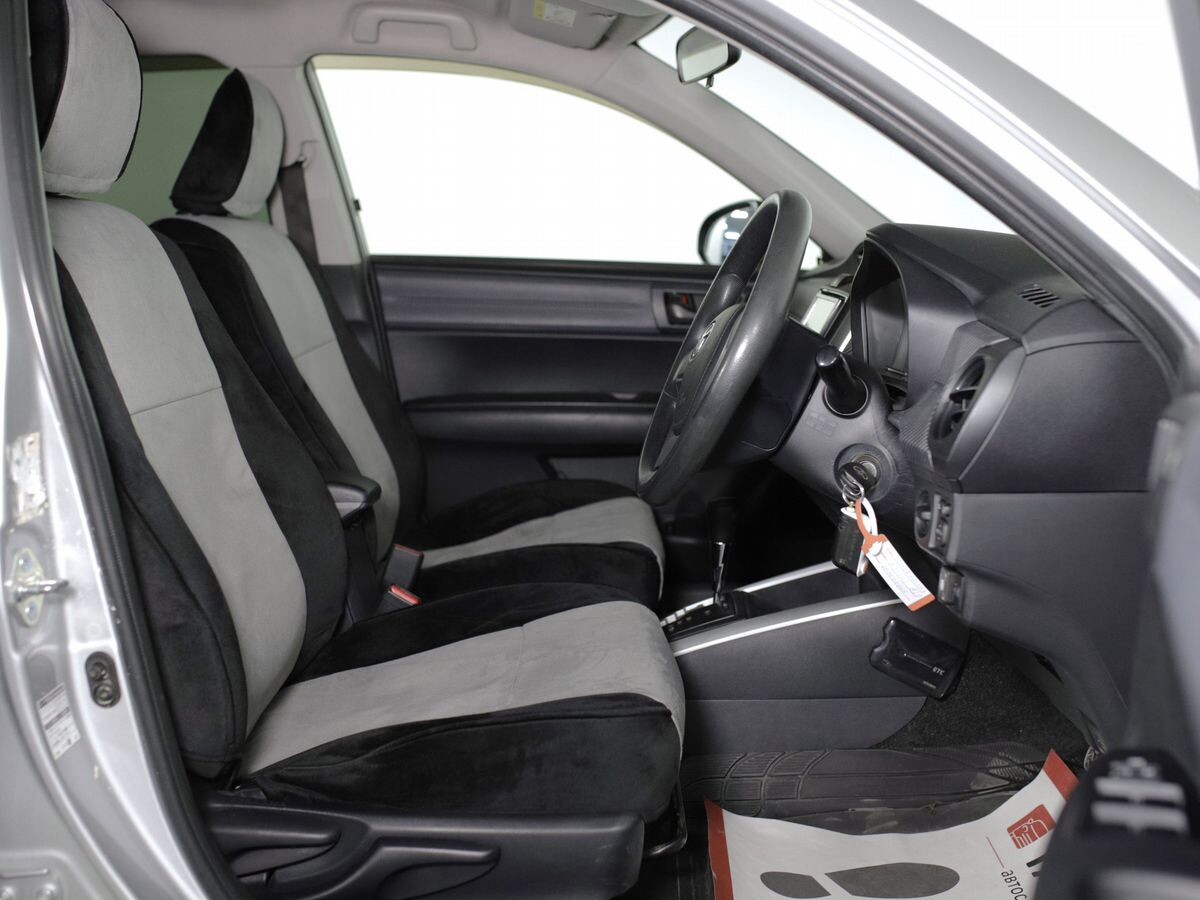 Toyota Corolla Fielder 2014 - фото автомобиля