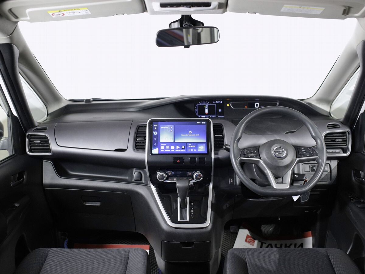 Nissan Serena 2017 - фото автомобиля