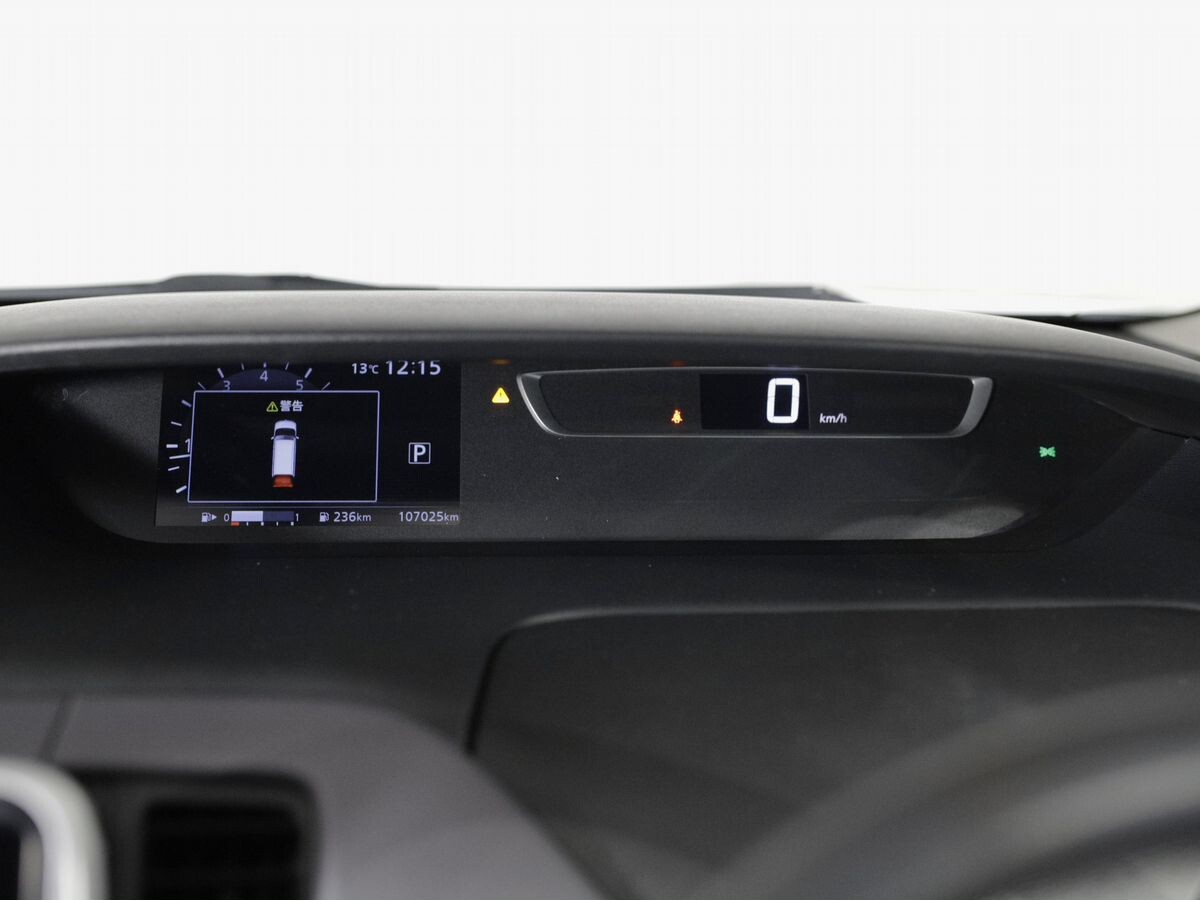 Nissan Serena 2017 - фото автомобиля