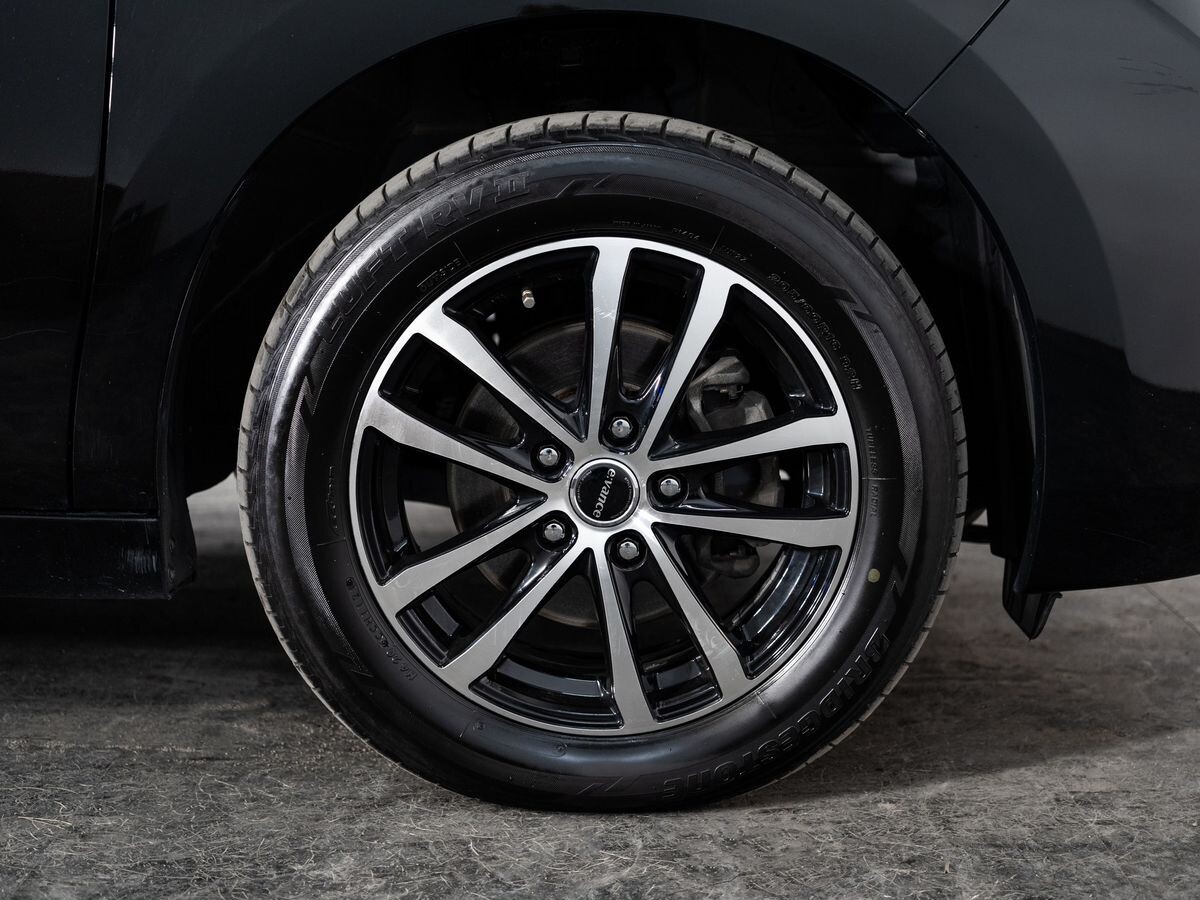 Honda Stepwgn 2015 - фото автомобиля