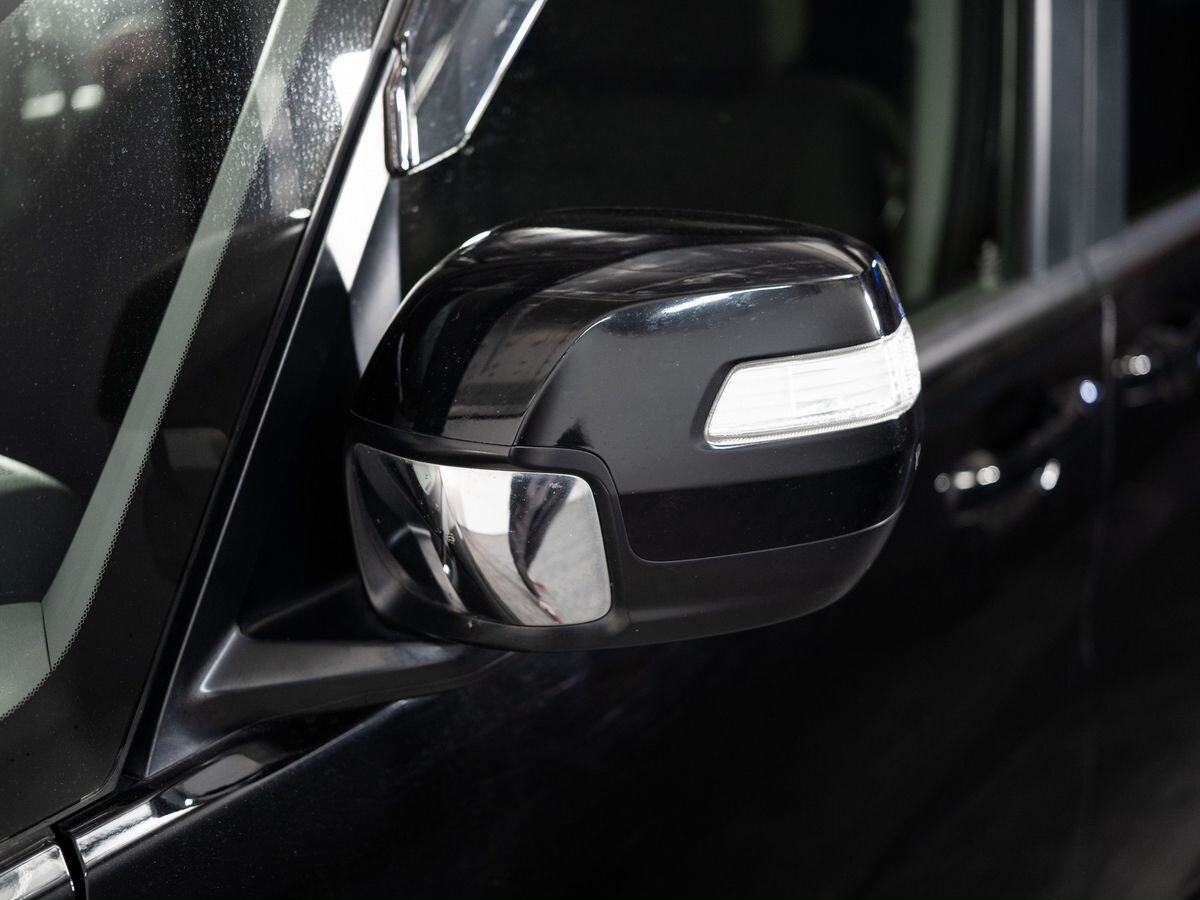 Honda Stepwgn 2015 - фото автомобиля