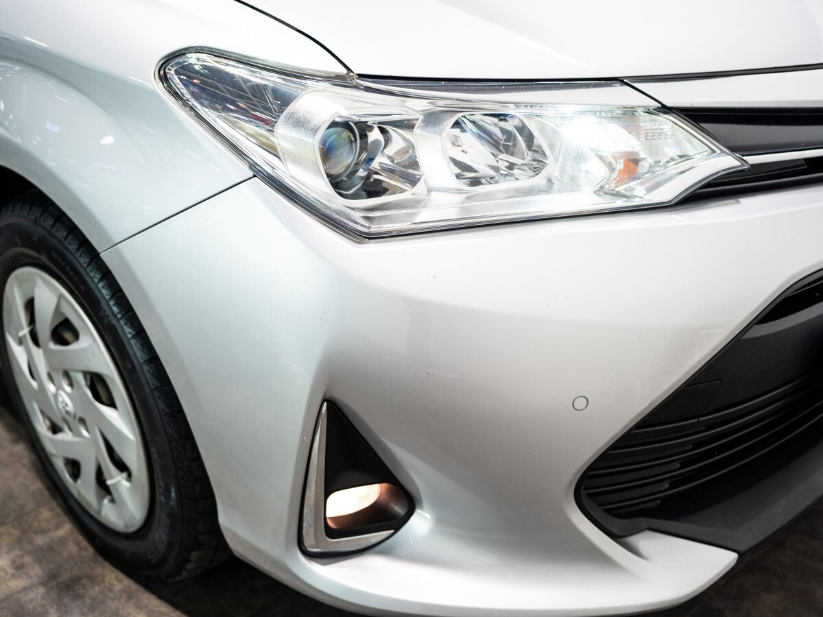 Toyota Corolla Fielder 2018 - фото автомобиля