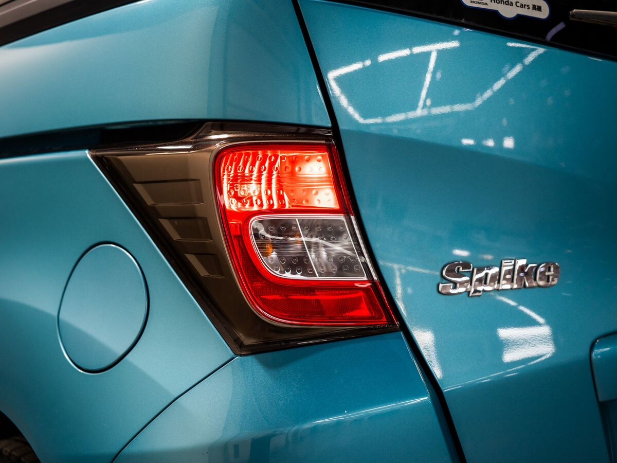 Honda Freed Spike 2011 - фото автомобиля