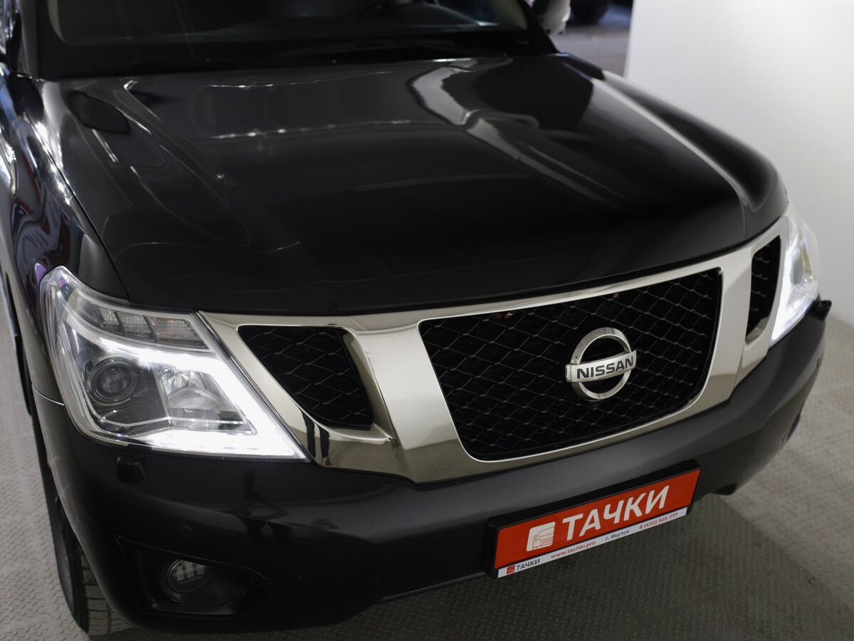 Nissan Patrol 2010 - фото автомобиля