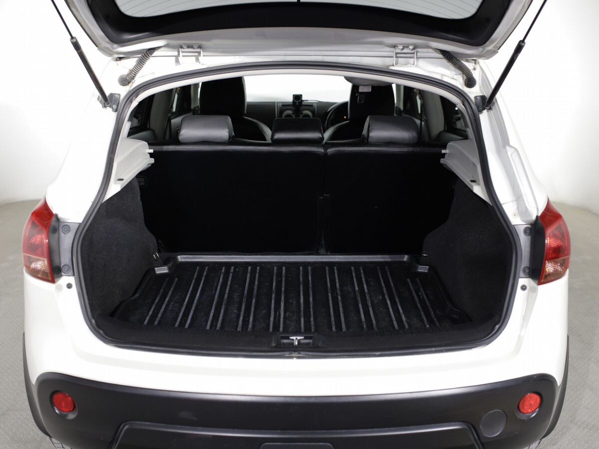 Nissan Dualis 2012 - фото автомобиля