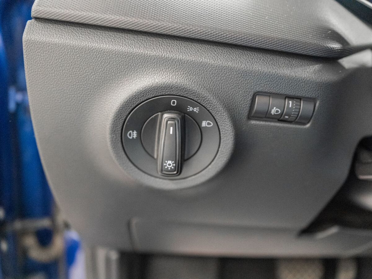 Skoda Rapid 2021 - фото автомобиля