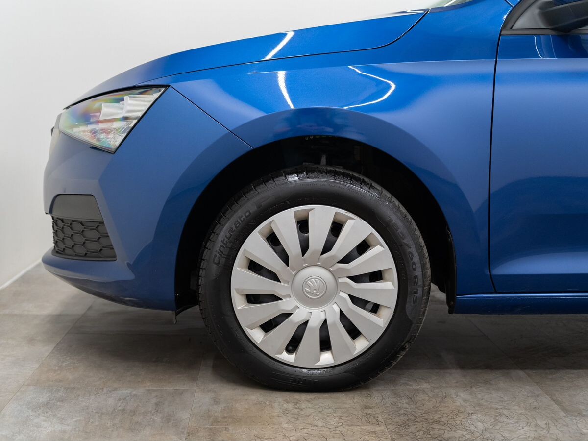 Skoda Rapid 2021 - фото автомобиля