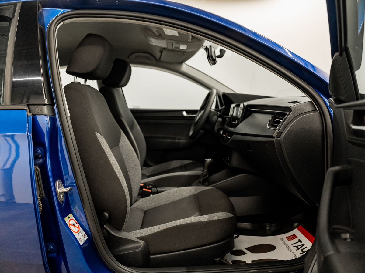 Skoda Rapid 2021 - фото автомобиля