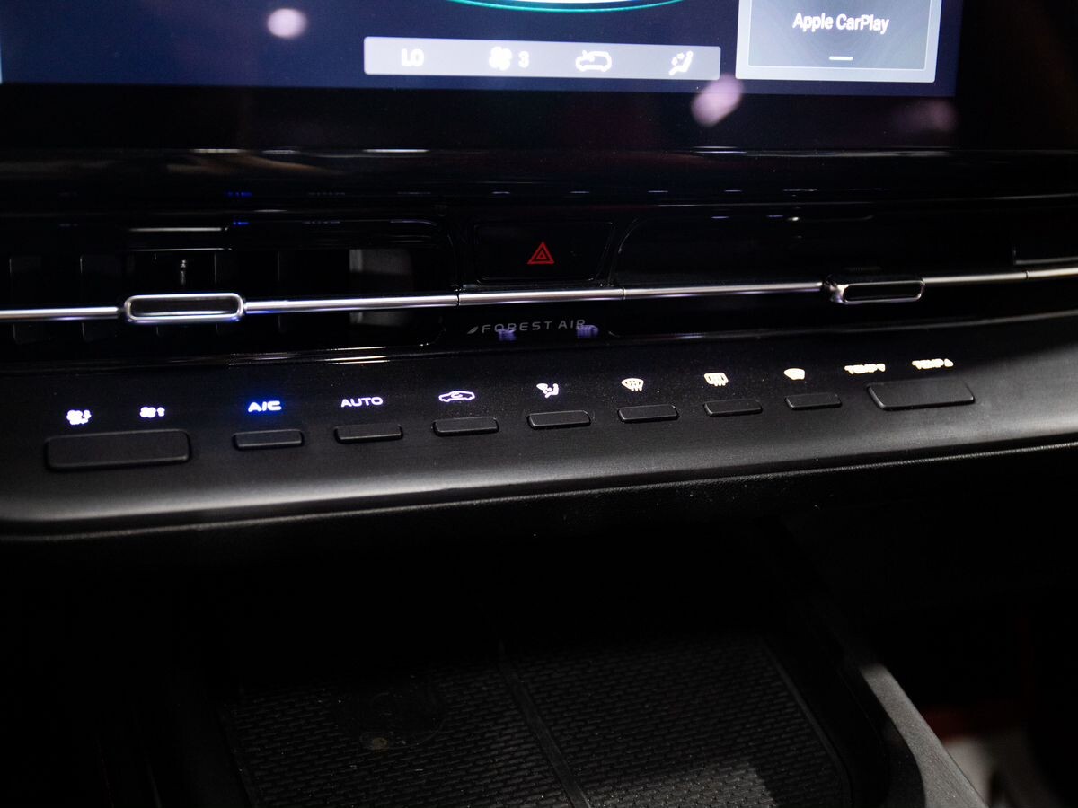 Changan UNI-S 2024 - фото автомобиля