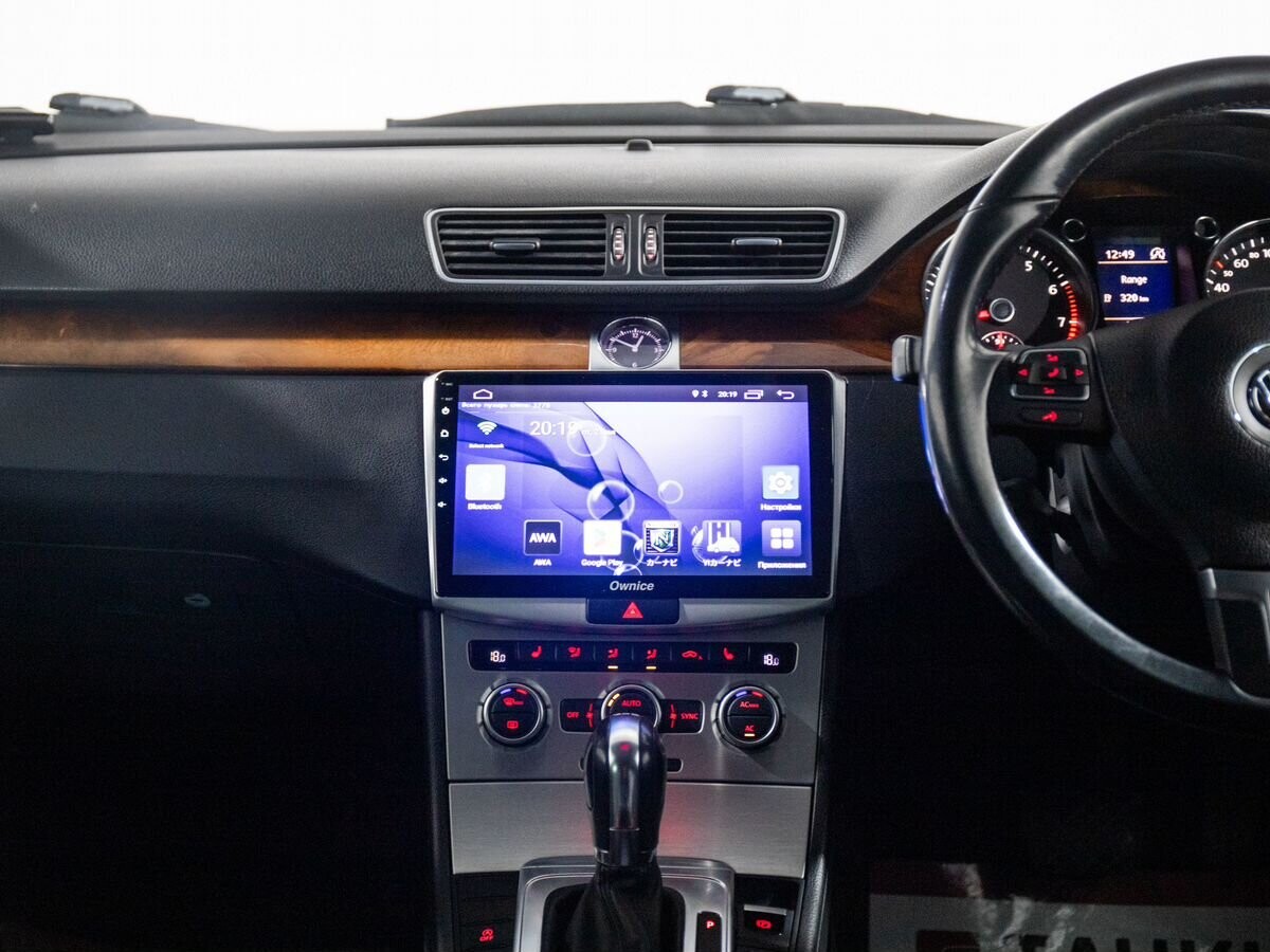 Volkswagen Passat 2012 - фото автомобиля