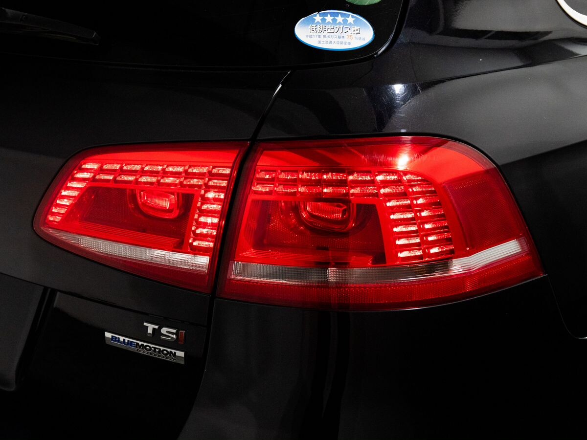 Volkswagen Passat 2012 - фото автомобиля