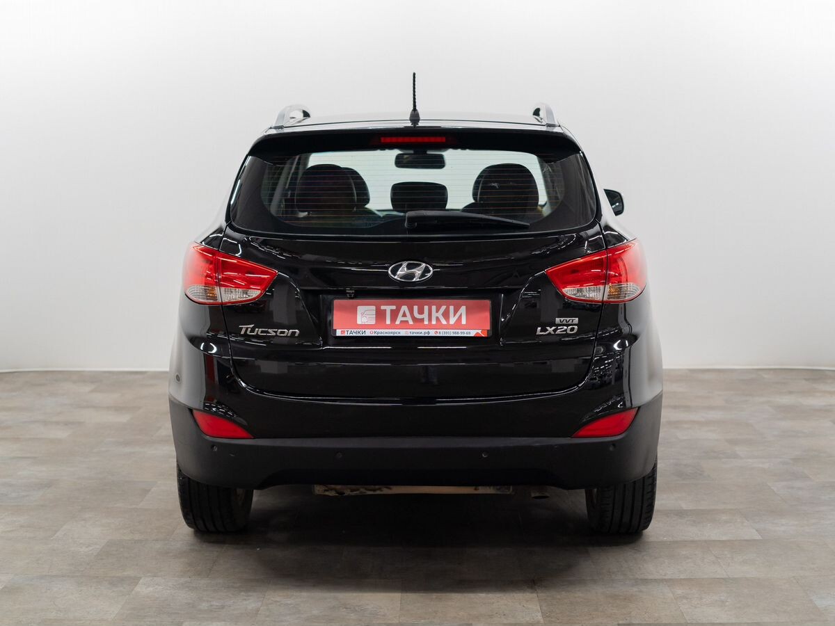 Hyundai Tucson 2010 - фото автомобиля