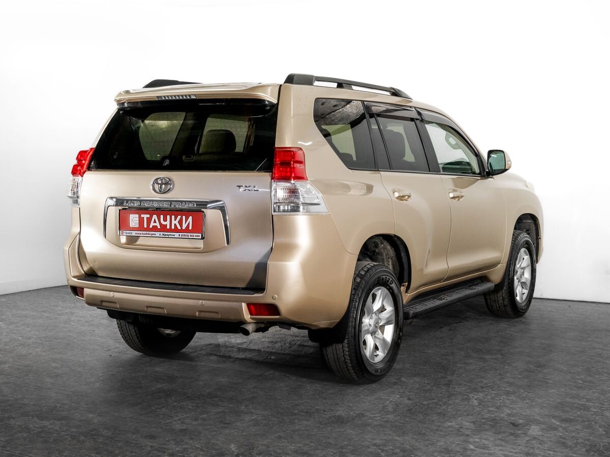 Toyota Land Cruiser Prado 2010 - фото автомобиля