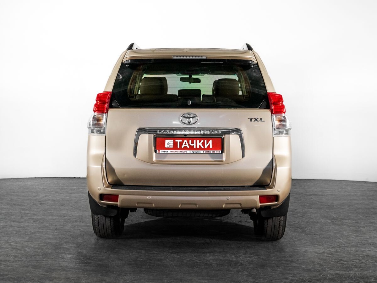 Toyota Land Cruiser Prado 2010 - фото автомобиля