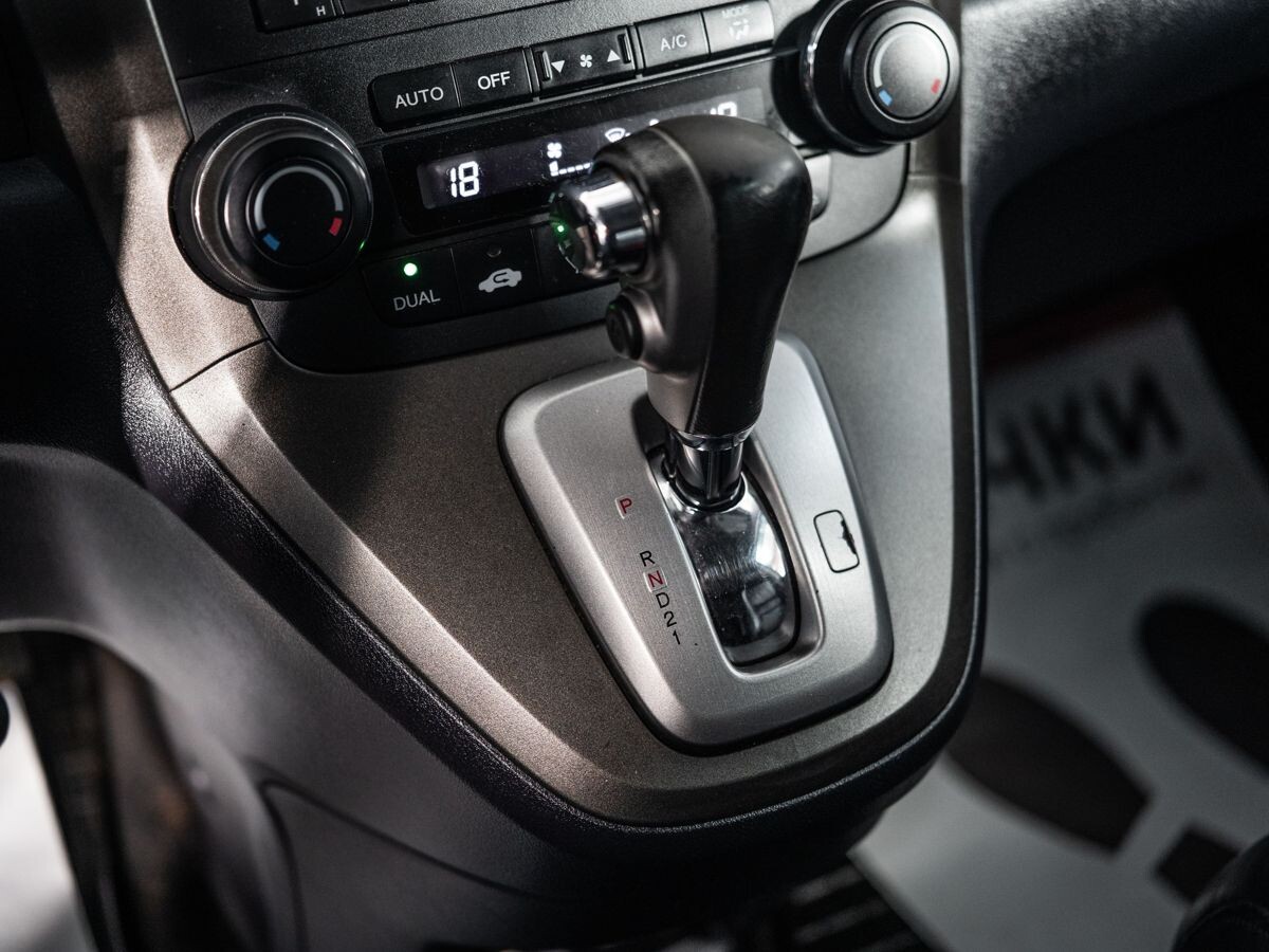 Honda CR-V 2010 - фото автомобиля