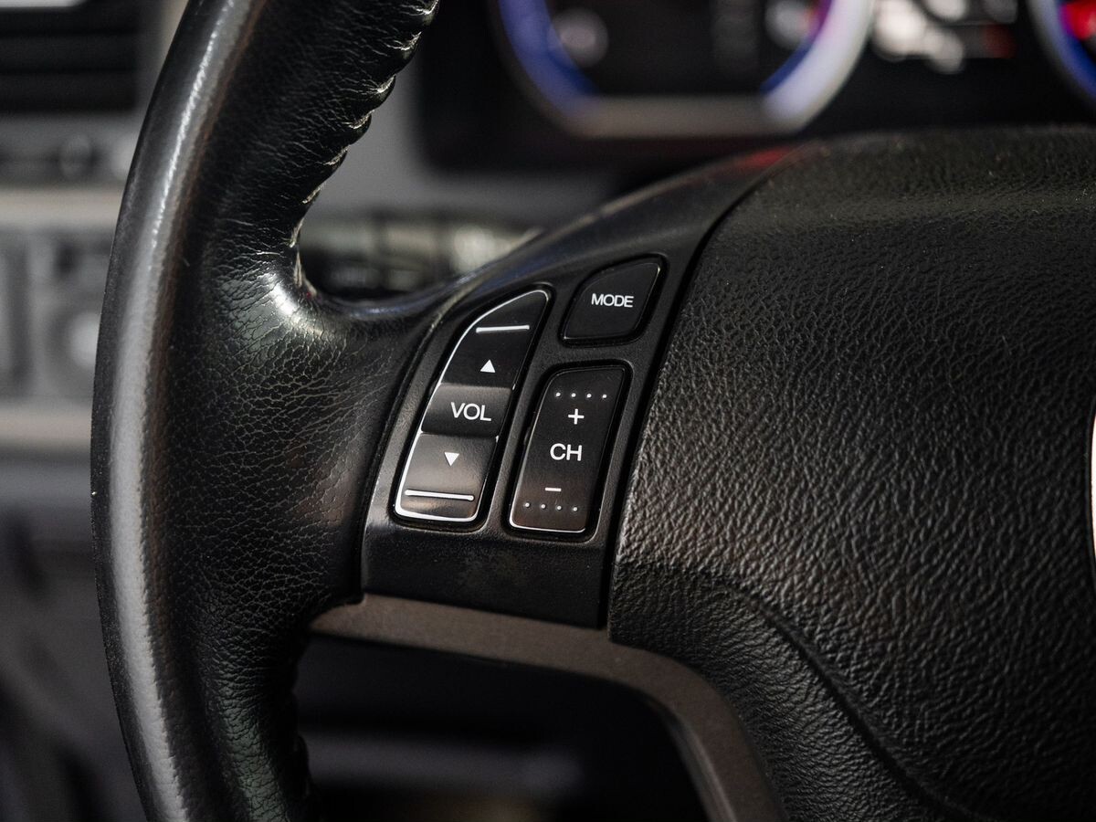 Honda CR-V 2010 - фото автомобиля