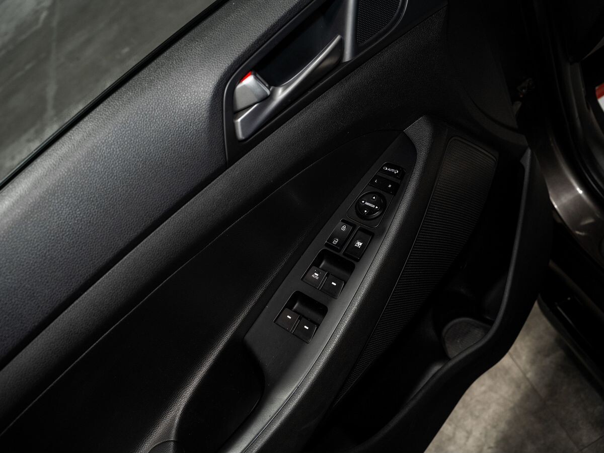 Hyundai Tucson 2016 - фото автомобиля