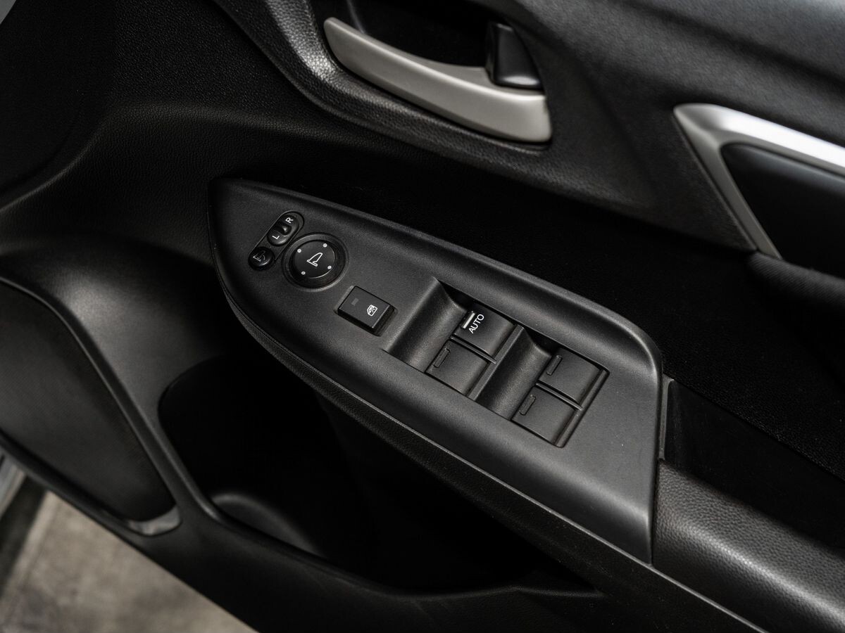 Honda Fit 2014 - фото автомобиля