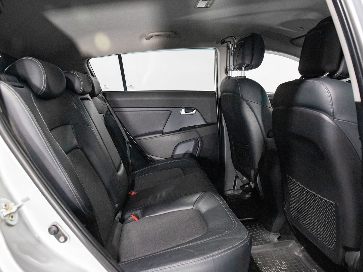 Kia Sportage 2012 - фото автомобиля
