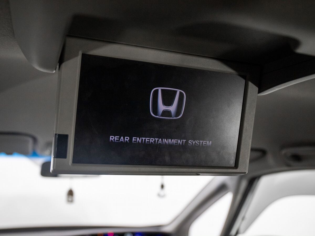 Honda Stepwgn 2015 - фото автомобиля