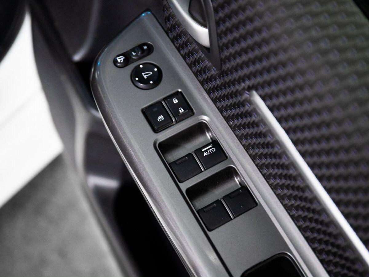 Honda Stepwgn 2015 - фото автомобиля