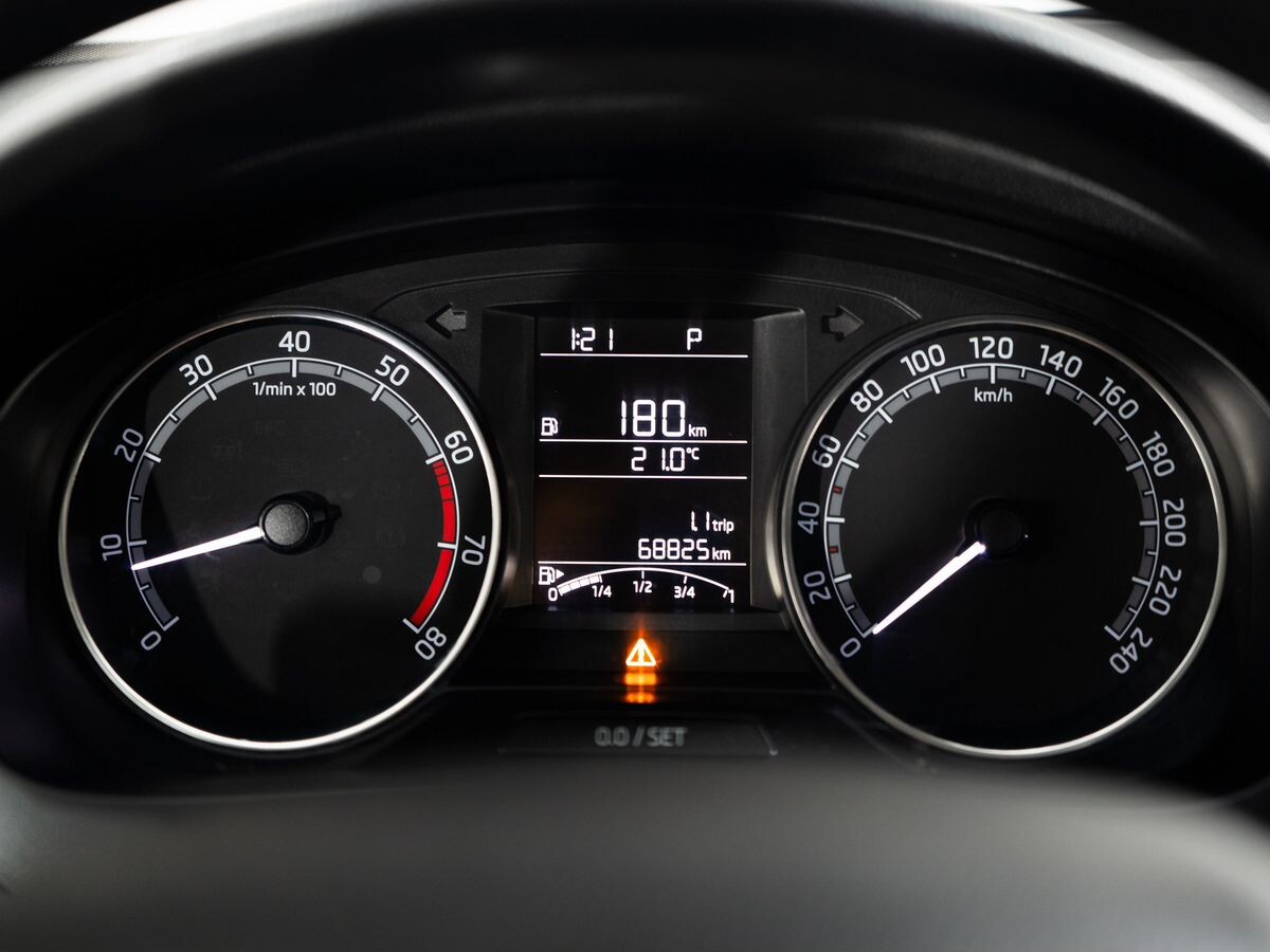 Skoda Rapid 2018 - фото автомобиля