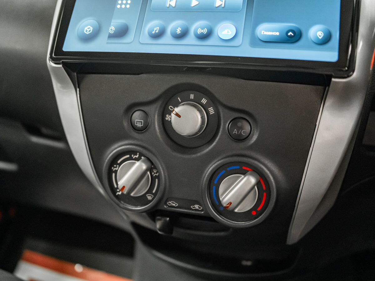 Nissan Note 2020 - фото автомобиля