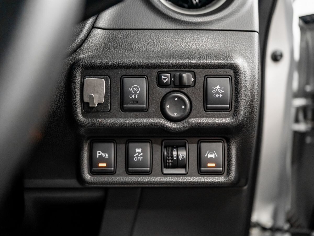 Nissan Note 2020 - фото автомобиля