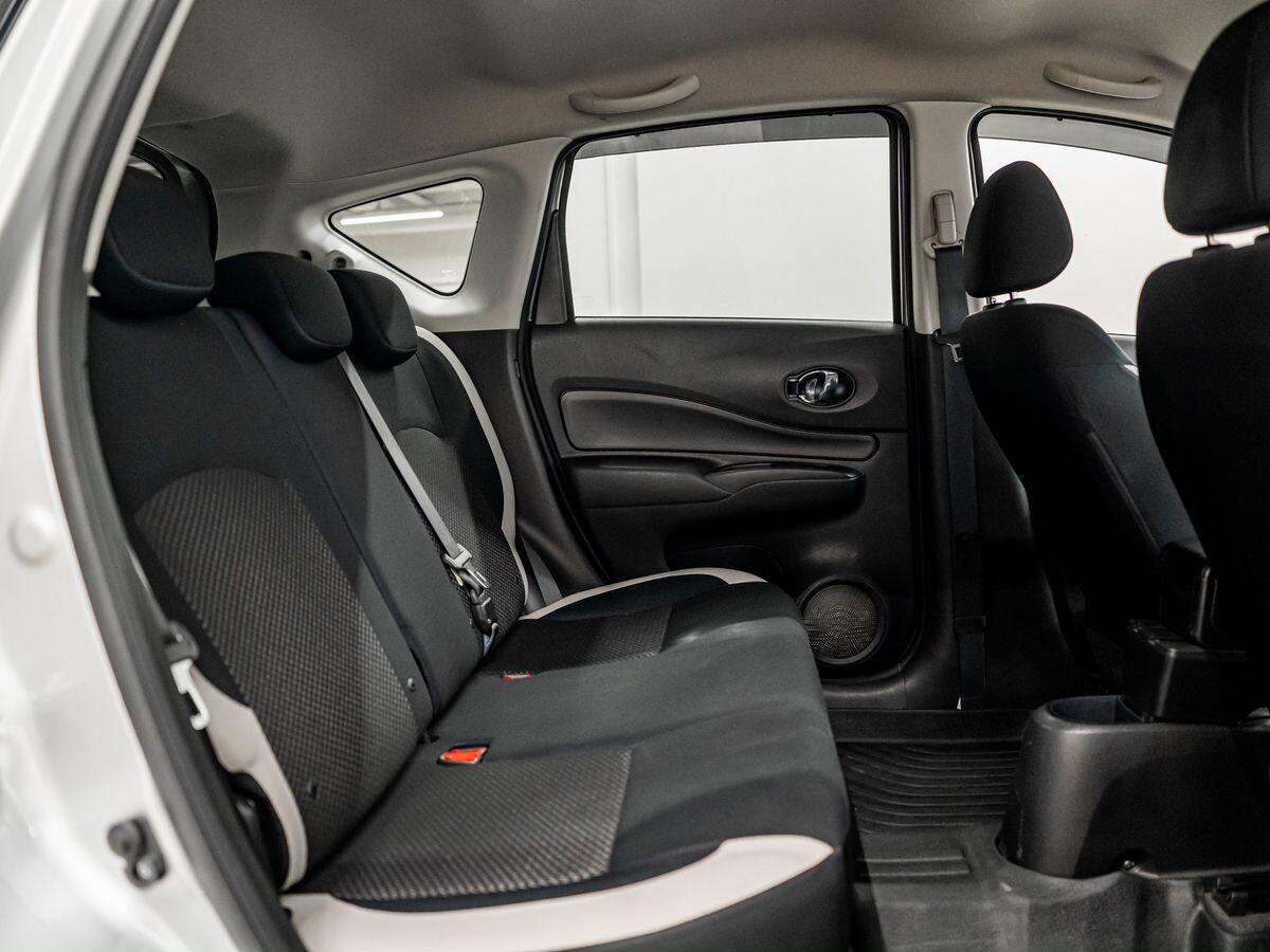 Nissan Note 2020 - фото автомобиля