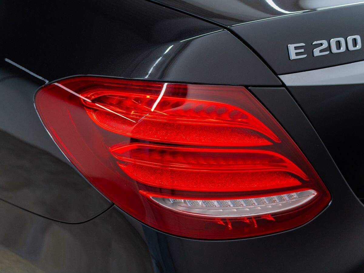 Mercedes-Benz E-Class 2018 - фото автомобиля