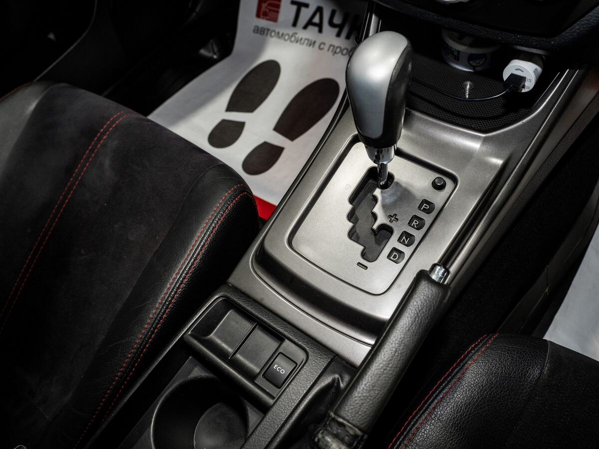 Subaru Impreza 2011 - фото автомобиля