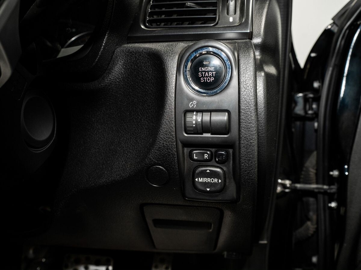 Subaru Impreza 2011 - фото автомобиля
