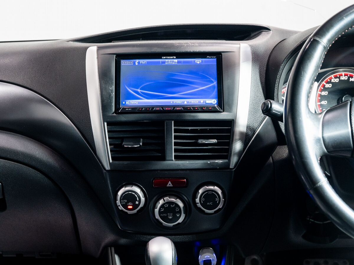 Subaru Impreza 2011 - фото автомобиля