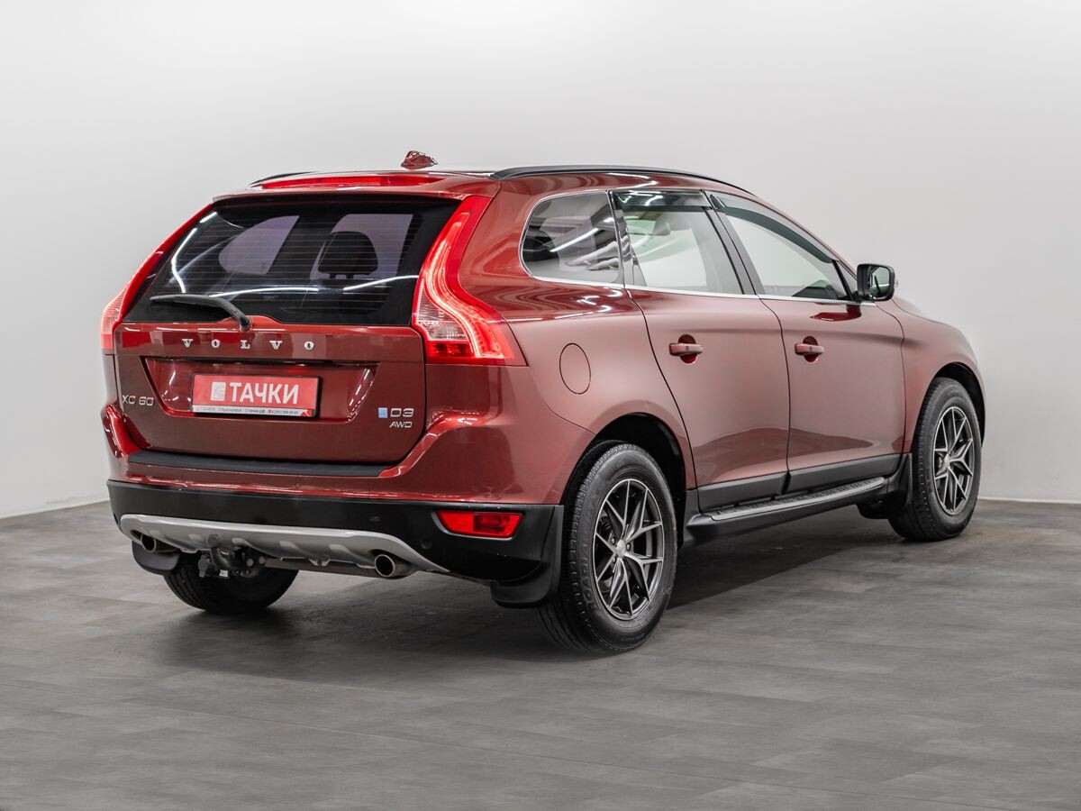 Volvo XC60 2012 - фото автомобиля