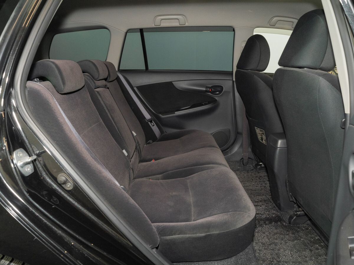 Toyota Corolla Fielder 2009 - фото автомобиля