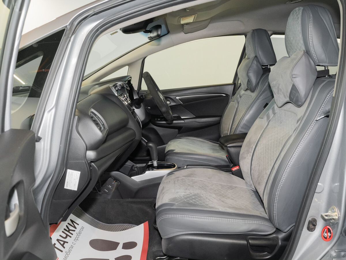 Honda Fit 2019 - фото автомобиля